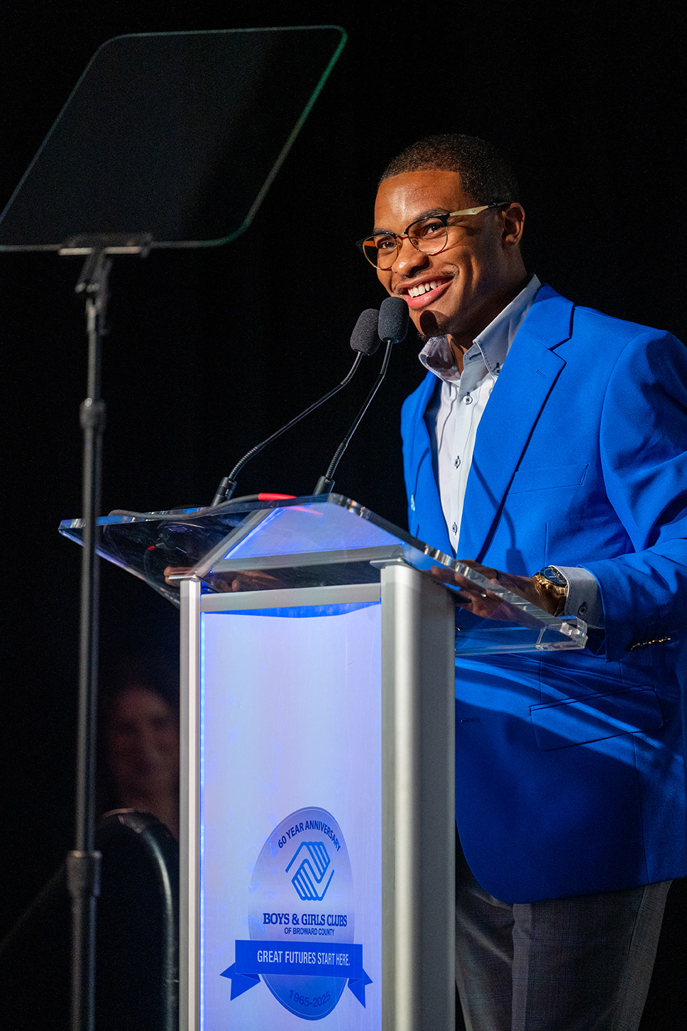 Markus Howell on Stage for his Youth Of The Year Award