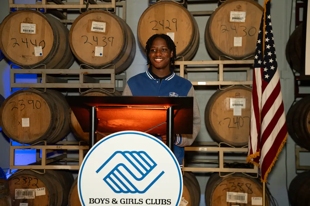 Nashon H., Leo Goodwin Teen Center's 2025 Youth of the Year speaking at the event